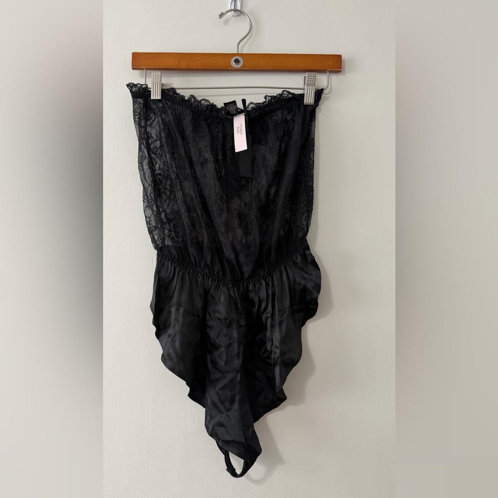 Victoria's Secret Archives exclusive NWT Black Lace and silk romper
